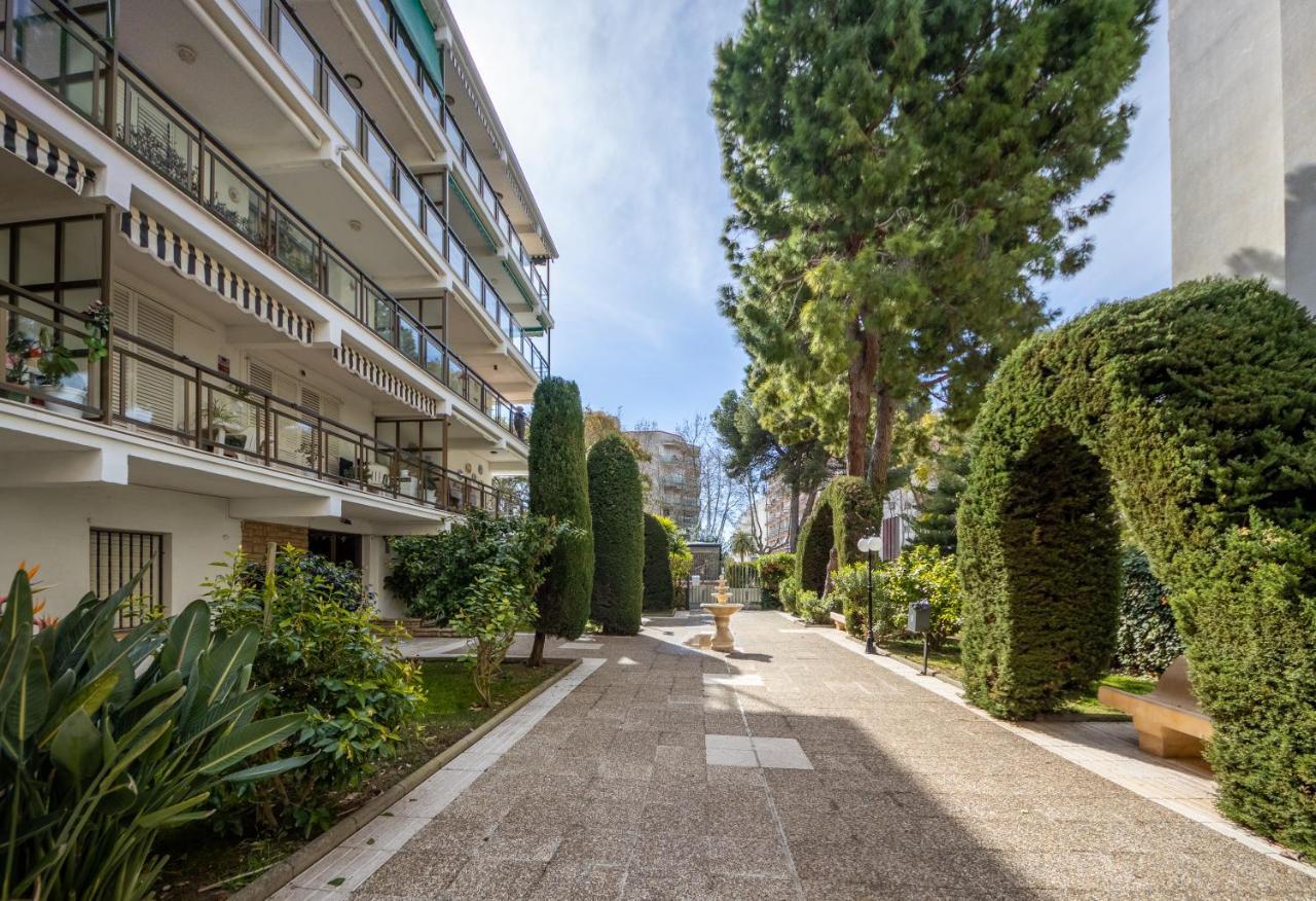 Aragon Premium Arysal Apartment Salou Bagian luar foto